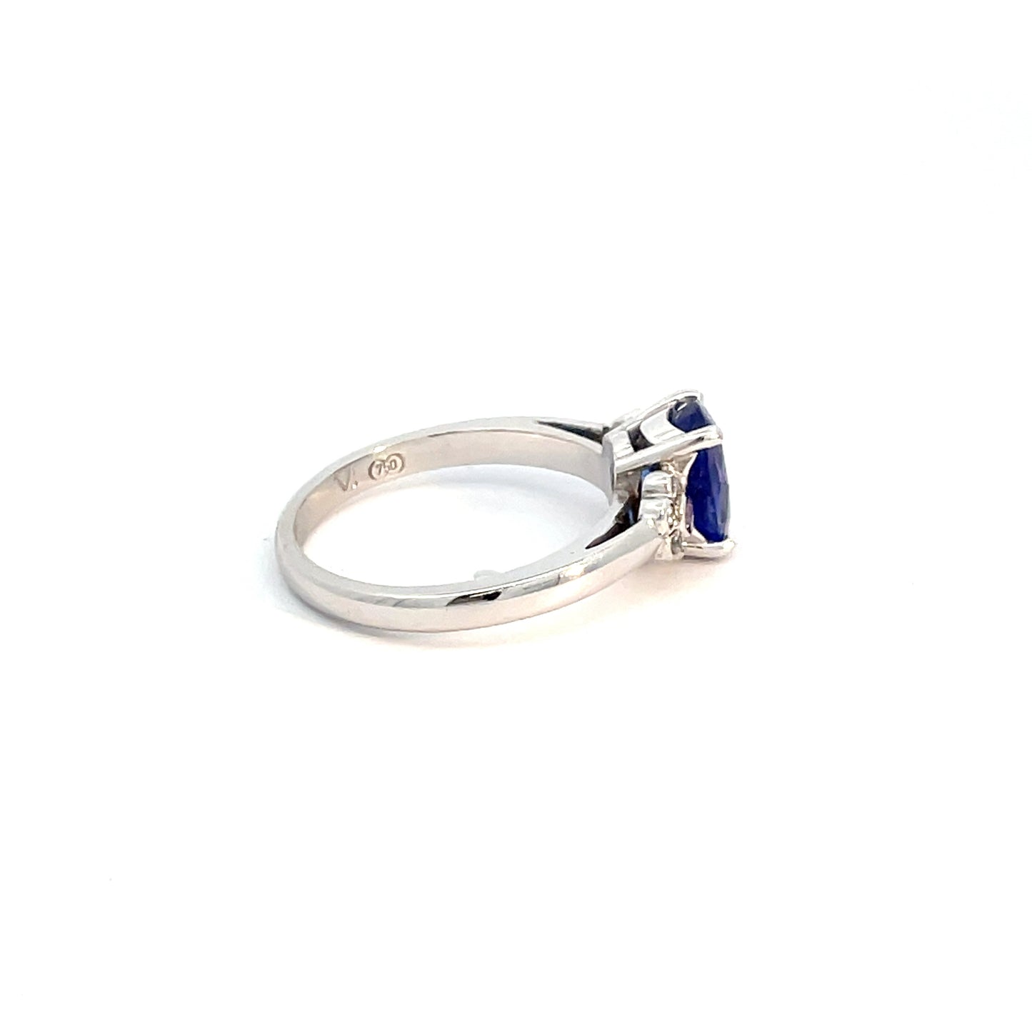 18ct White Gold Blue Tanzanite, Pink Sapphires and Diamond Ring