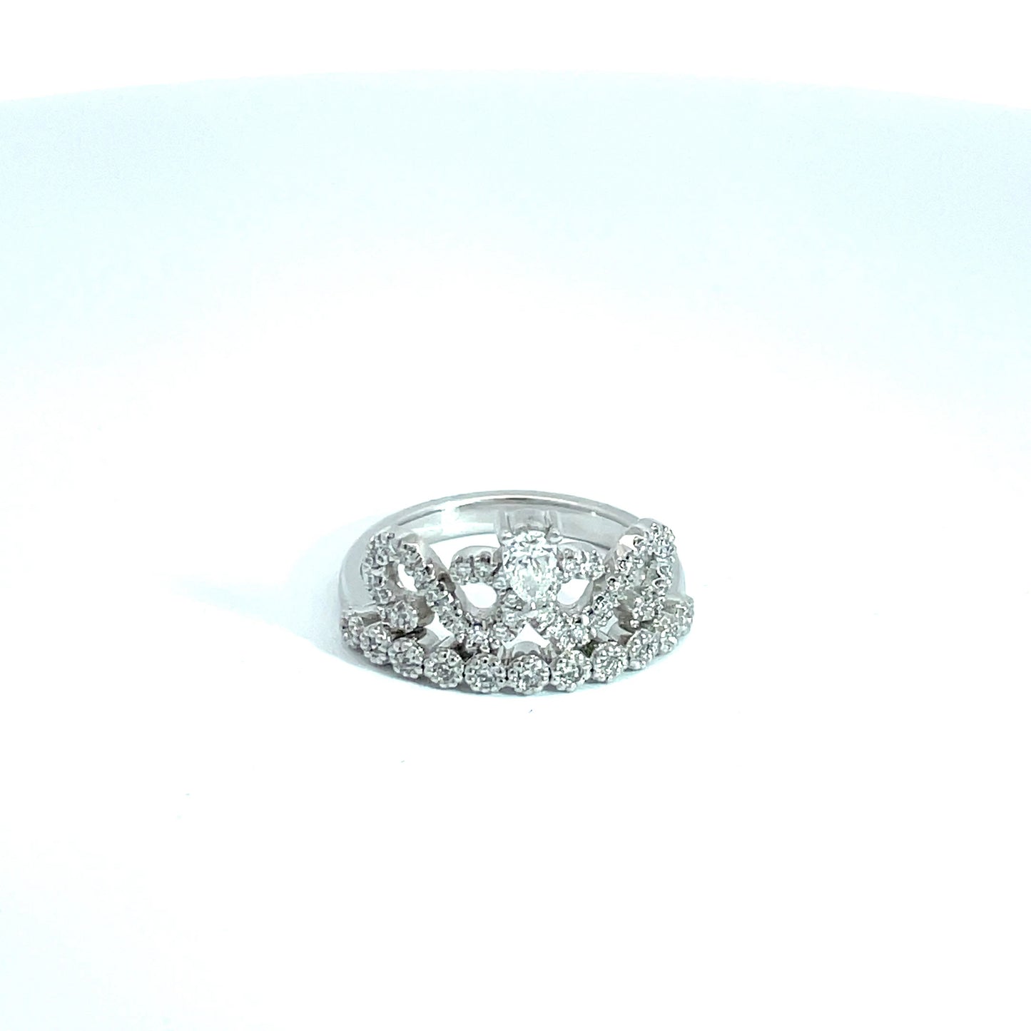 18ct White Gold Princess Crown Ring