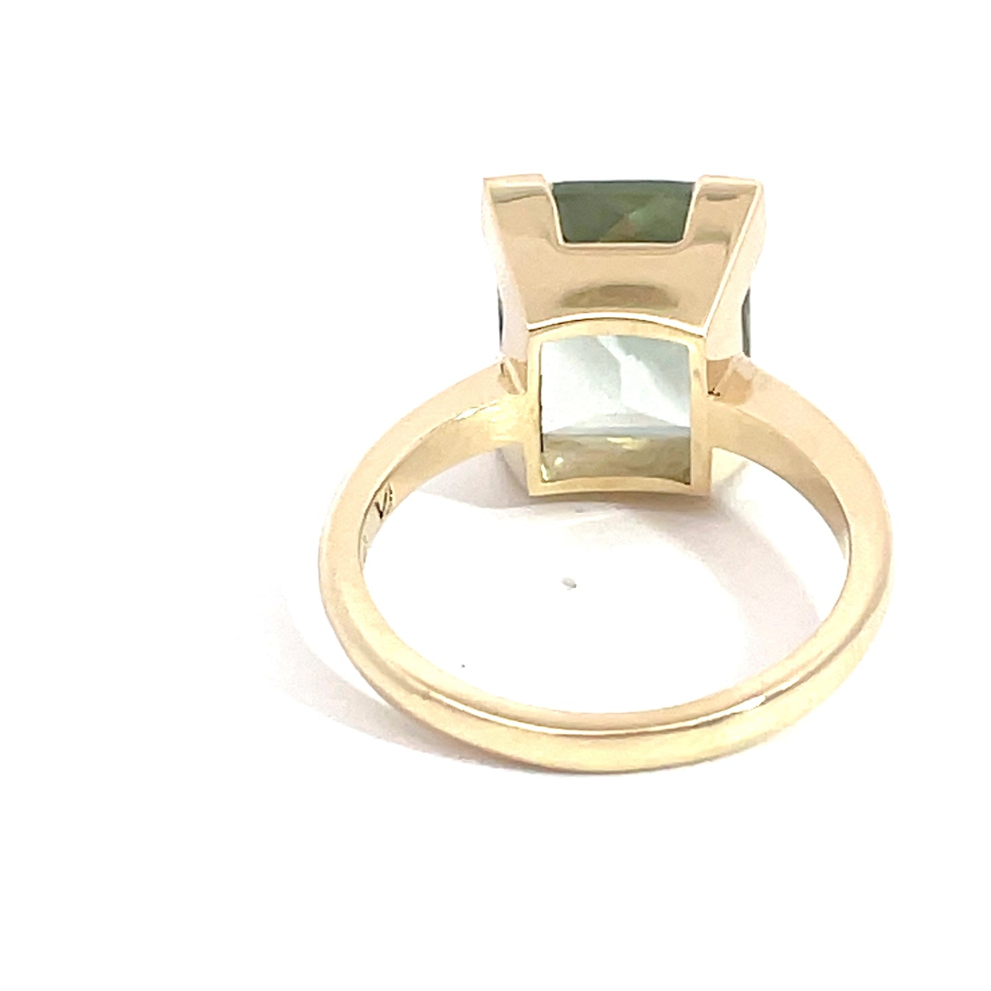 9ct Yellow Gold Green Briolette Amethyst Ring