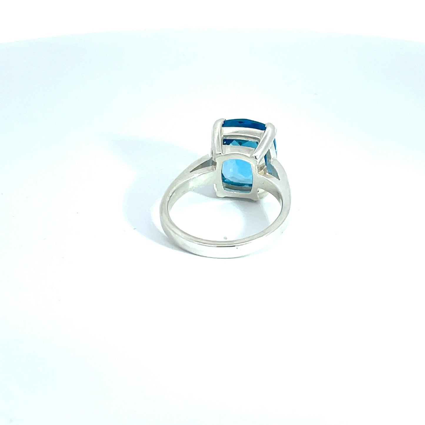 Sterling Silver London Blue Topaz Ring