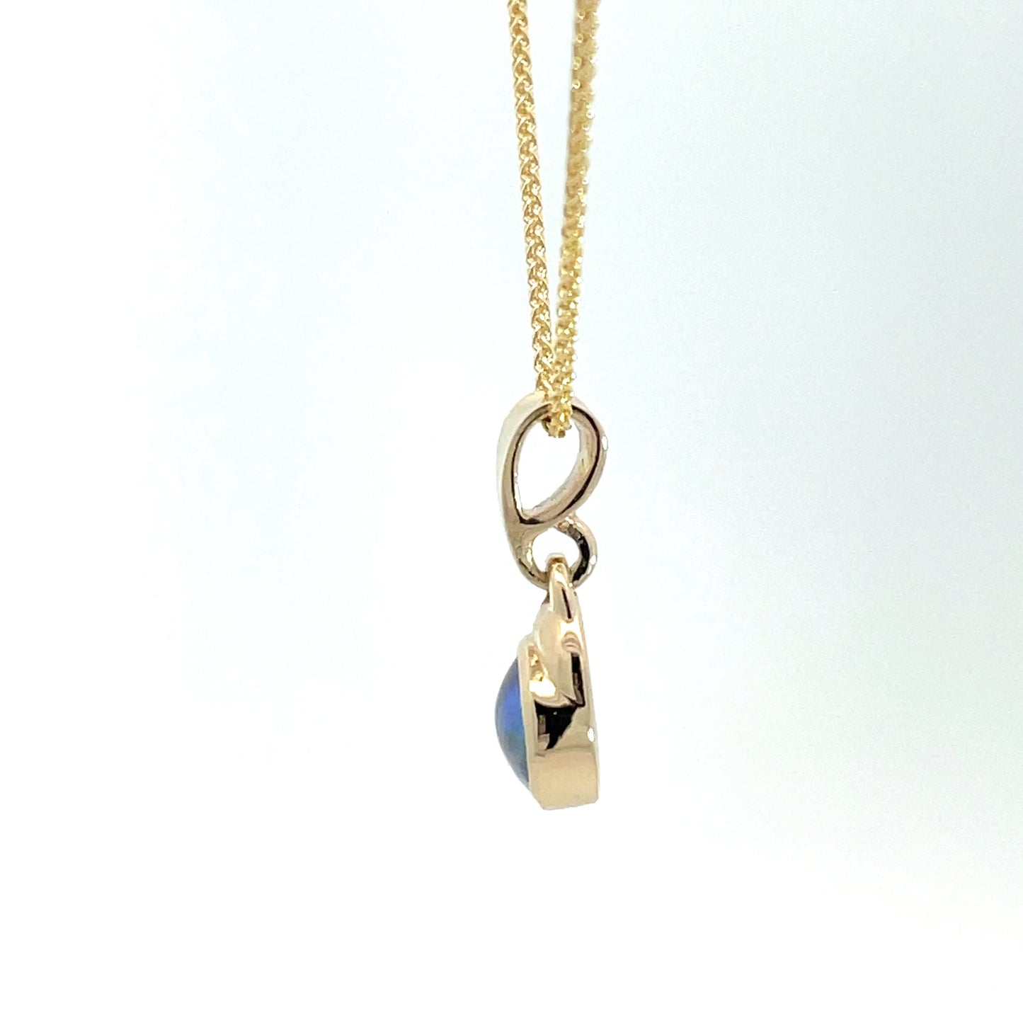 9ct Yellow Gold Eyris Pearl Pendant and Chain
