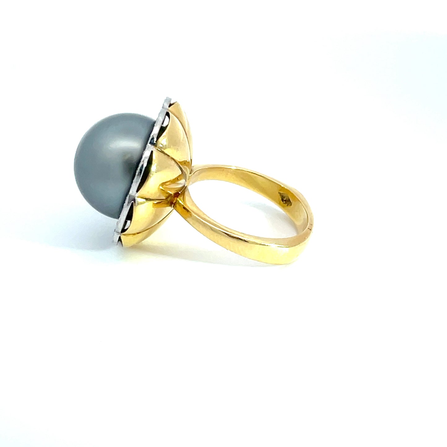 18ct Yellow Gold Tahitian Pearl and Diamond Ring