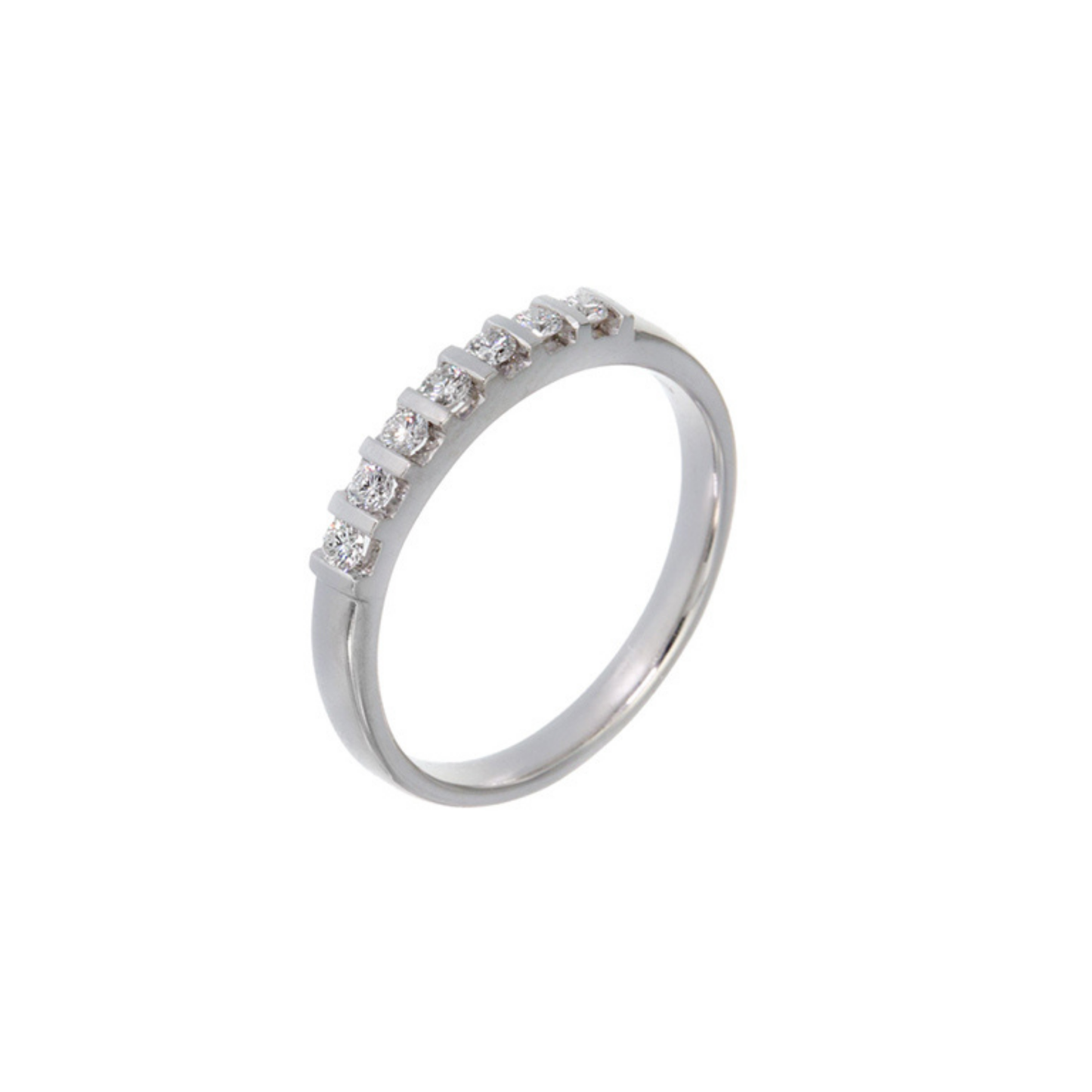 18ct White Gold 7 Diamond Ring