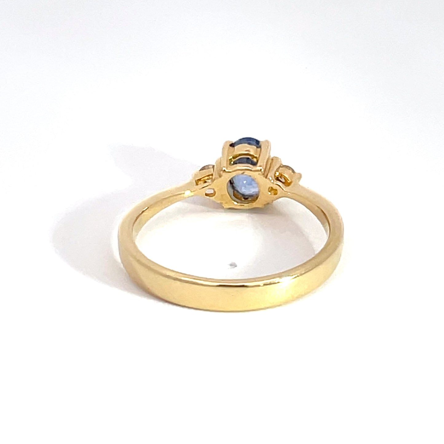 18ct Yellow Gold Oval Sapphire and Diamond Ring