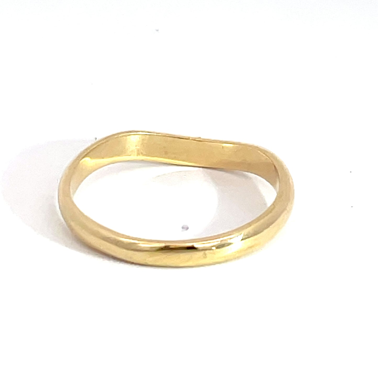 9ct Yellow Gold Curved Band