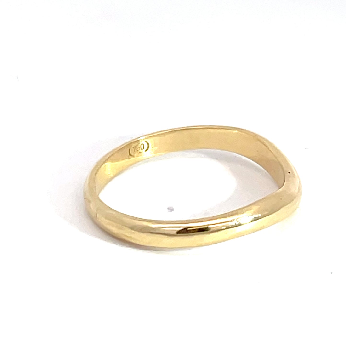 9ct Yellow Gold Curved Band