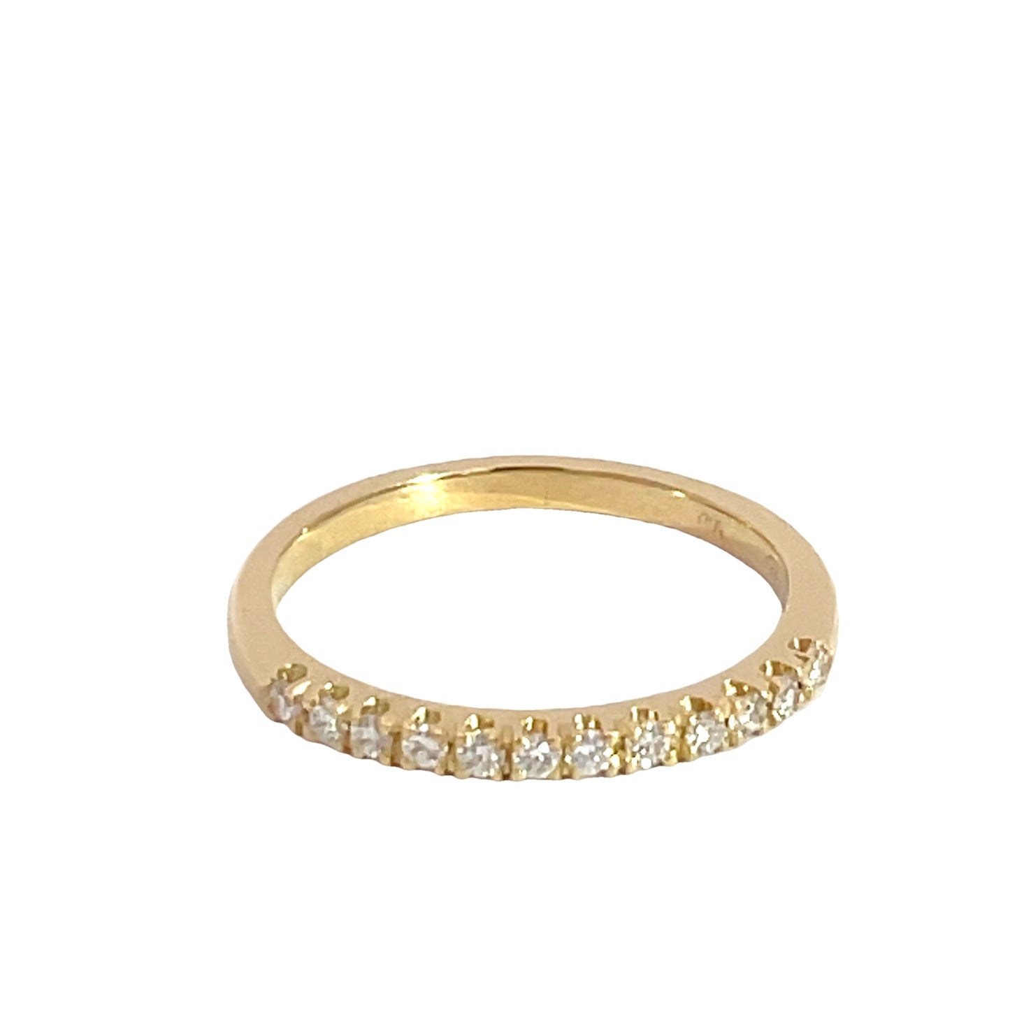 18ct Yellow Gold 12 Diamond Band