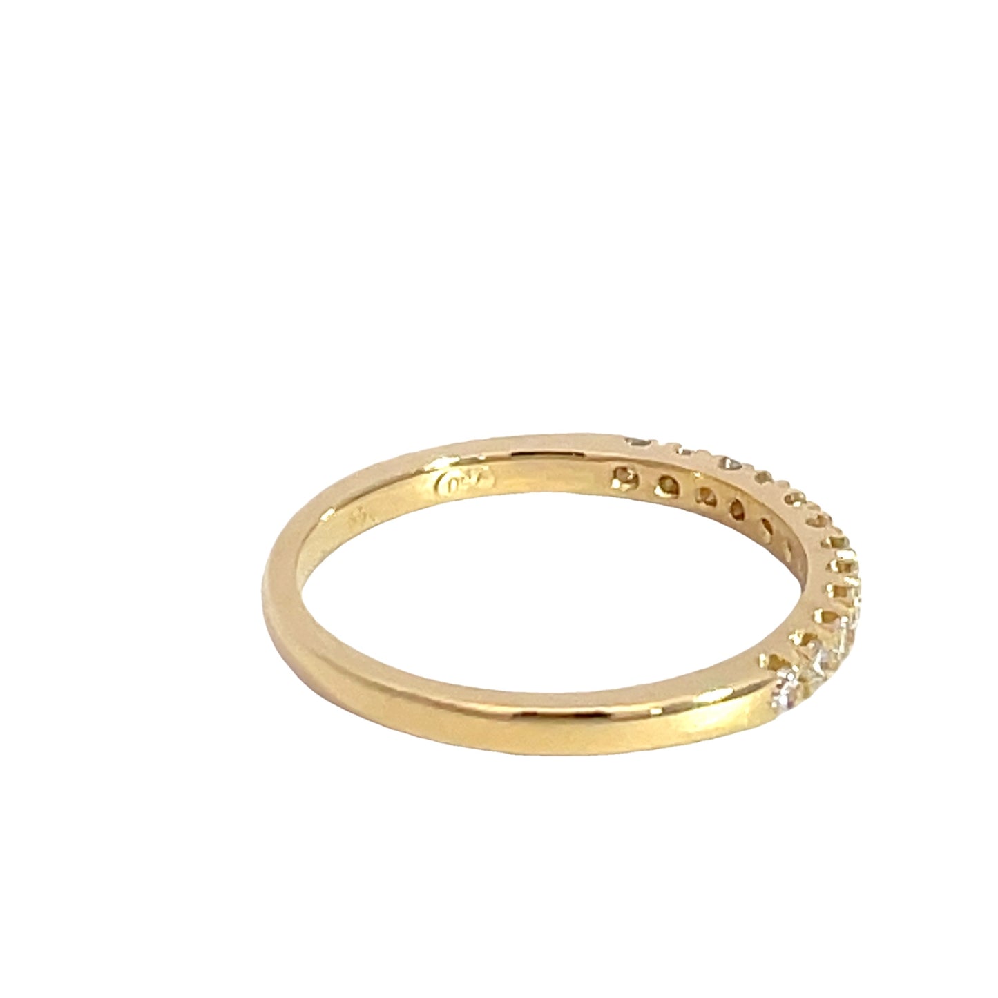 18ct Yellow Gold 12 Diamond Band