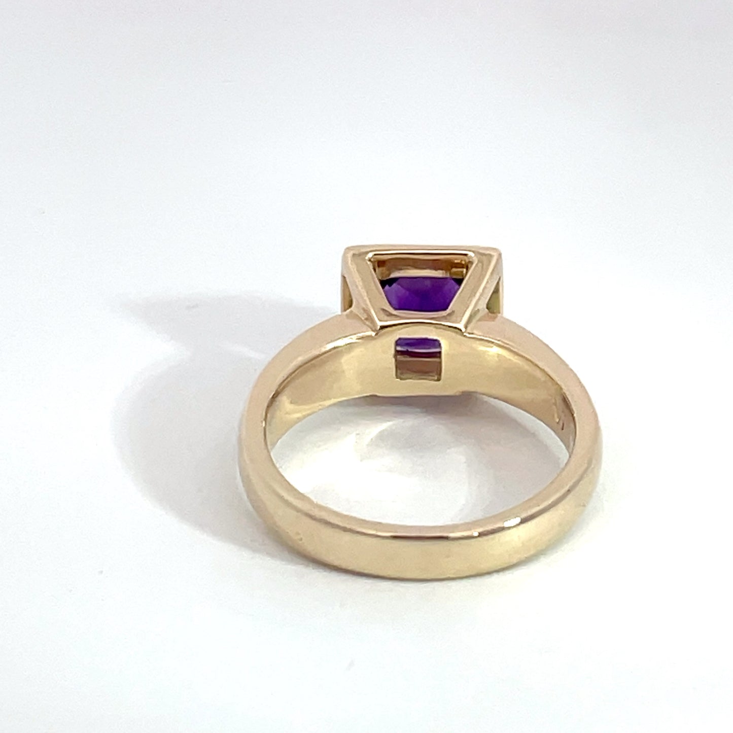 9ct Yellow Gold Amethyst Ring