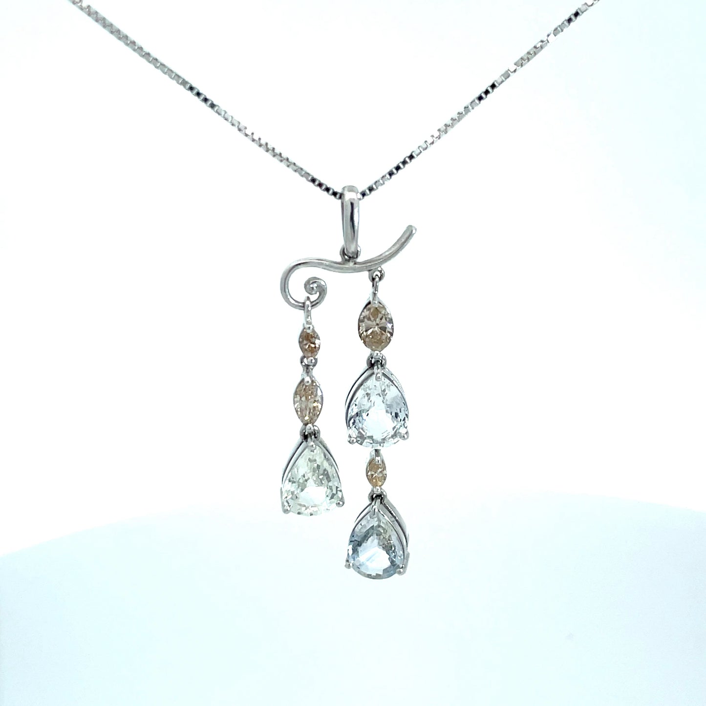 18ct White Gold Sapphire and Diamond Pendant & chain