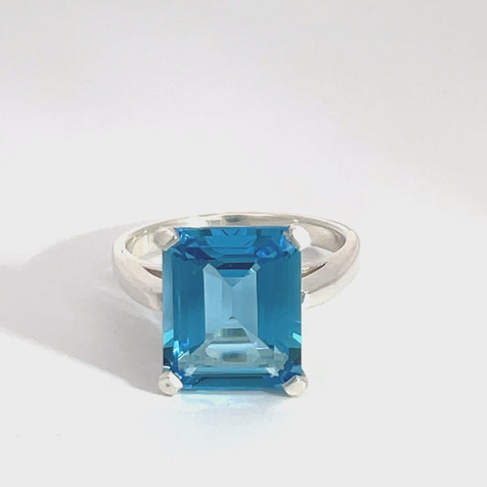 Sterling Silver Swiss Blue Topaz Ring