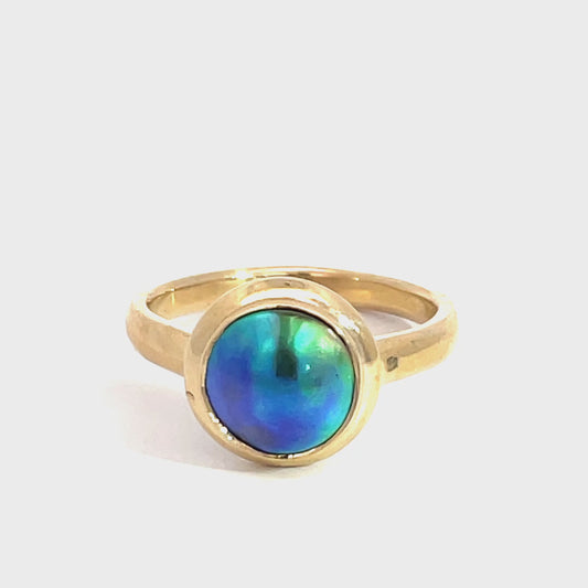 9ct Yellow Gold Paua Pearl Ring